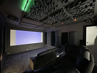 Conception salle cinéma luxueuse