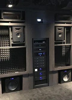 Système audio encastré salle cinéma